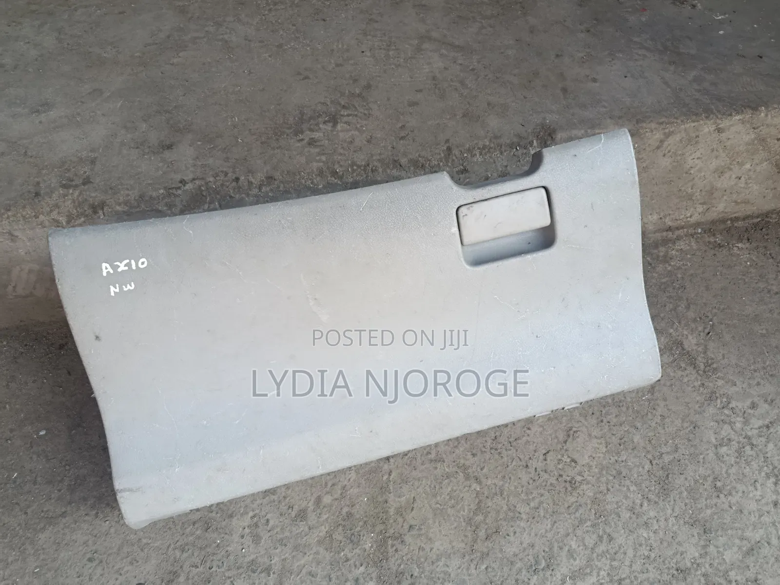 Glovebox Axio 141