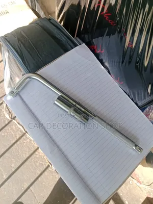 L Handle Bend Lever Paired With Detachable Metal Socket