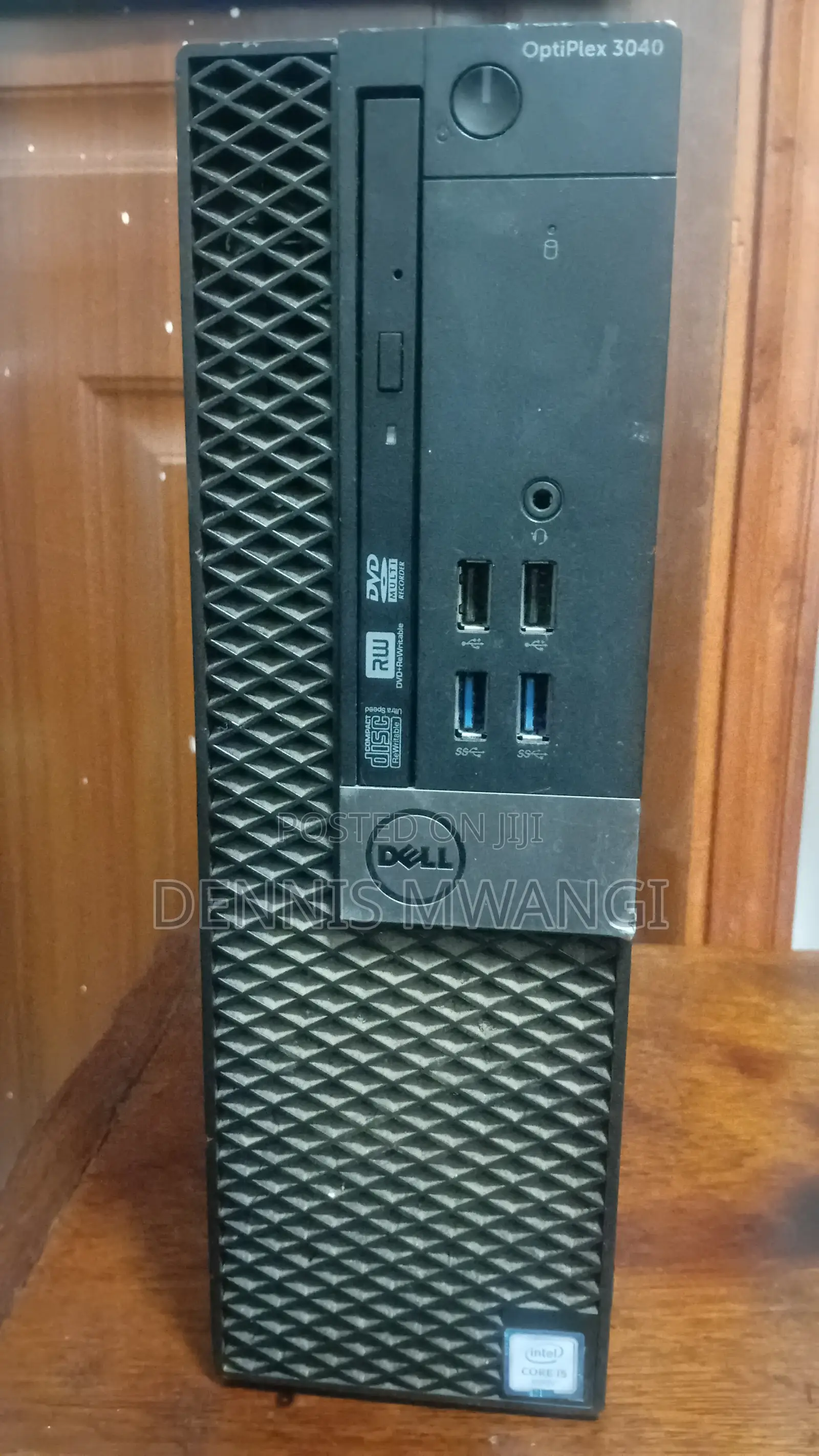 Desktop Computer Dell OptiPlex 7040 8GB Intel Core i5 HDD 500GB