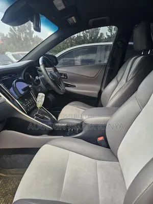 Toyota Harrier 2.0 2016 Blue