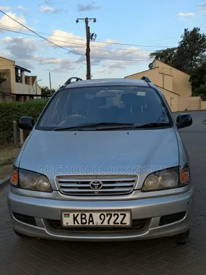 Toyota Ipsum 2000 Silver
