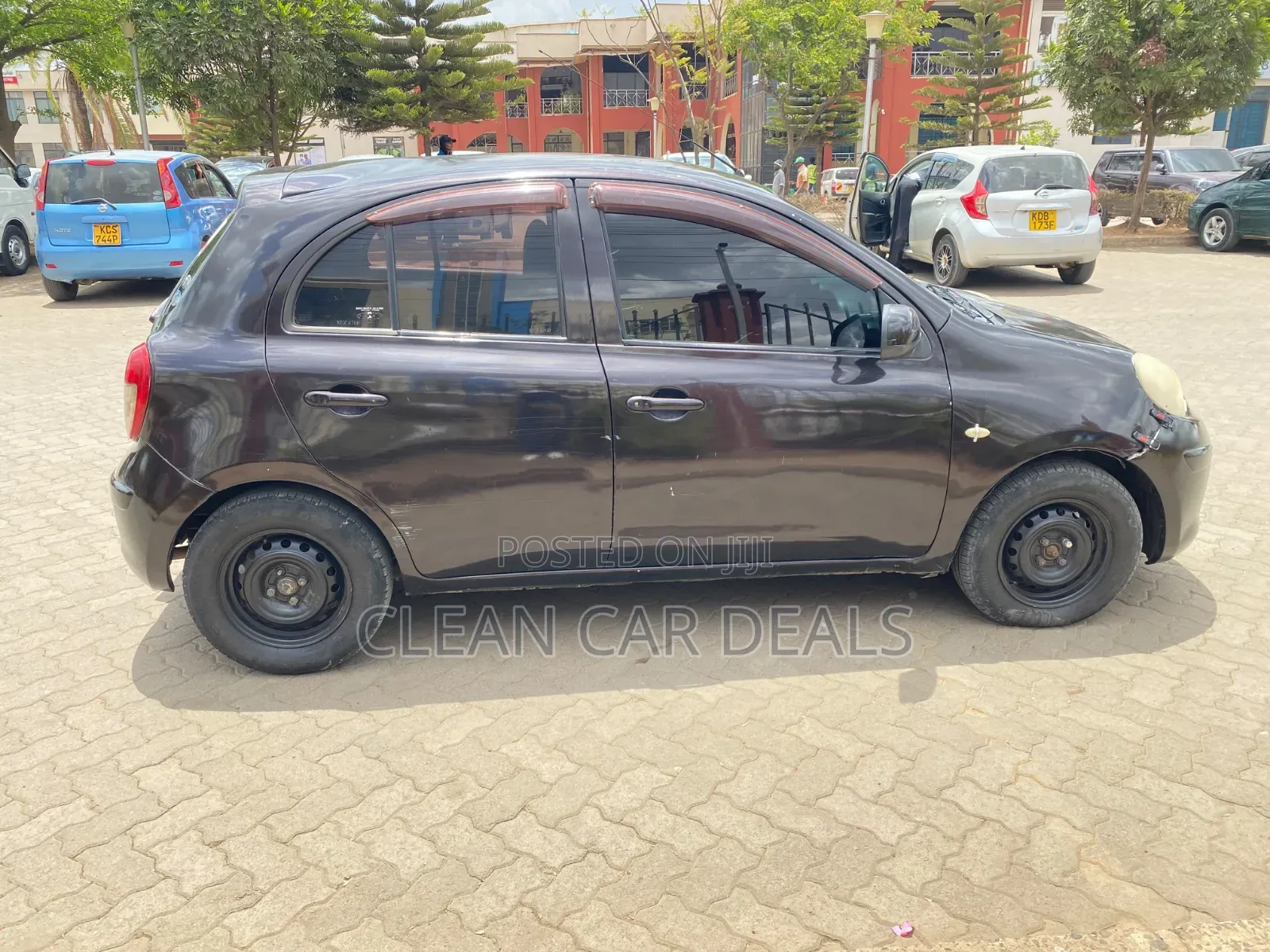 Nissan March 2012 Black