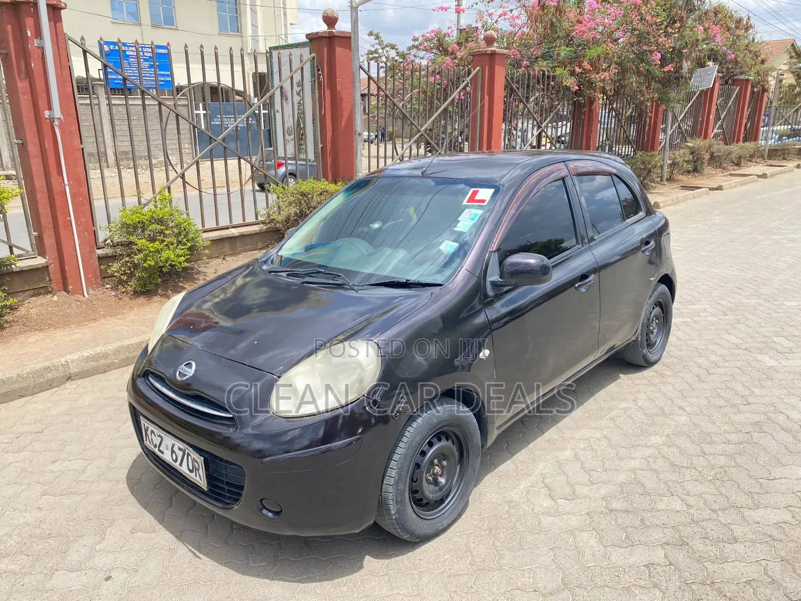Nissan March 2012 Black