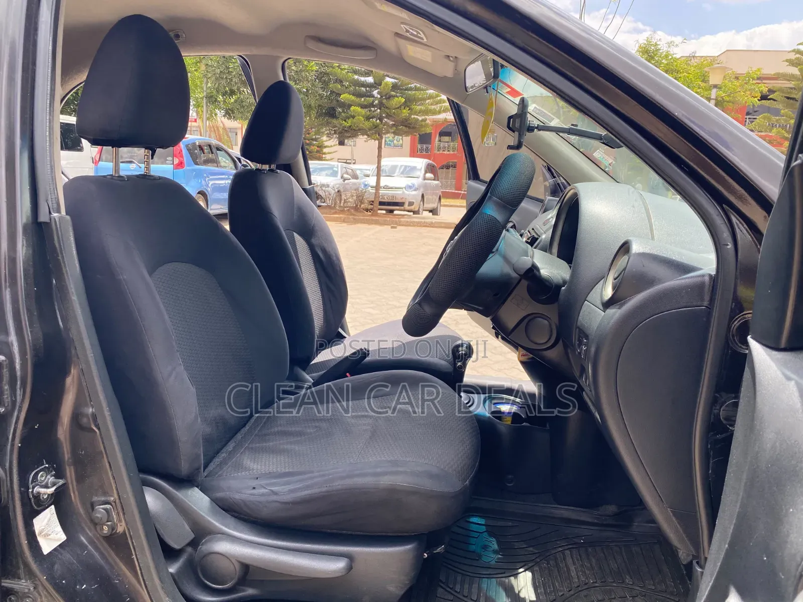 Nissan March 2012 Black