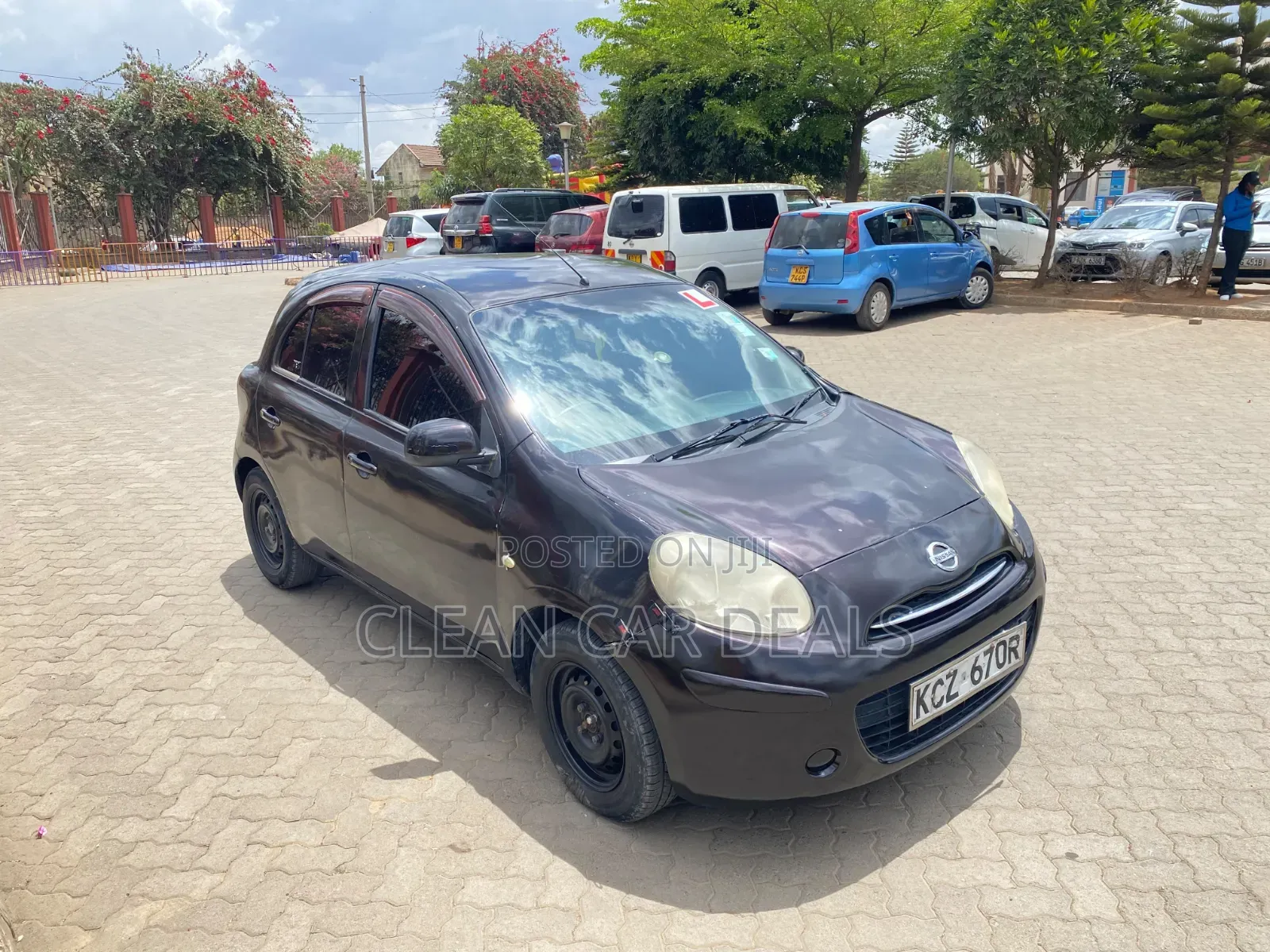 Nissan March 2012 Black