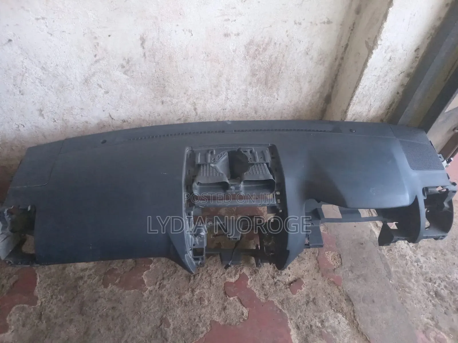Dashboard Prado 150