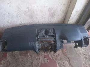 Dashboard Prado 150