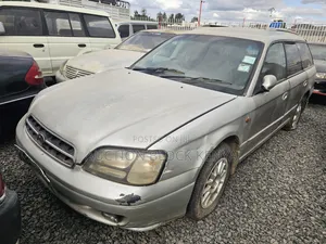 Subaru Legacy 2000 Gray