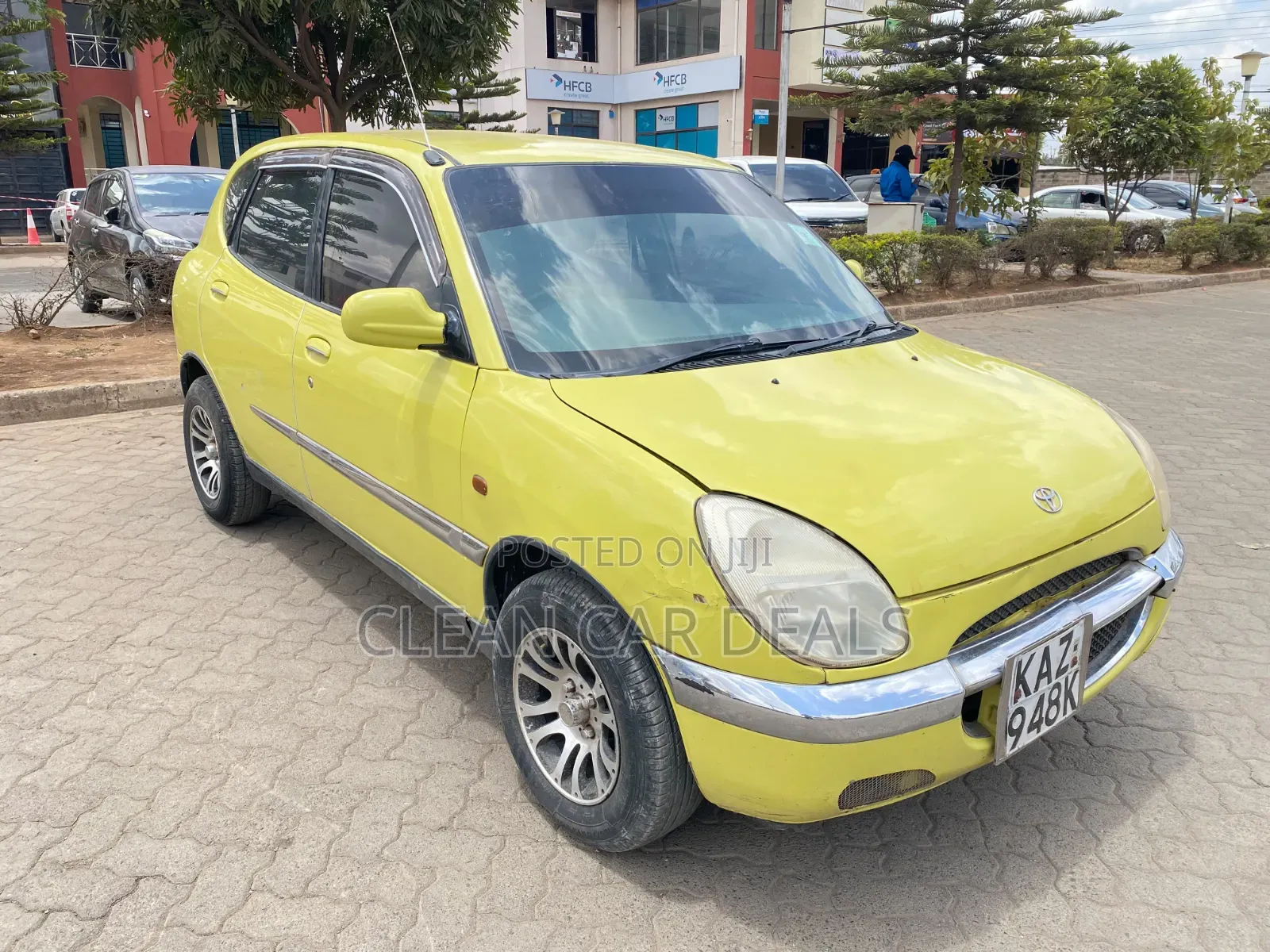 Toyota Duet 2000 Green