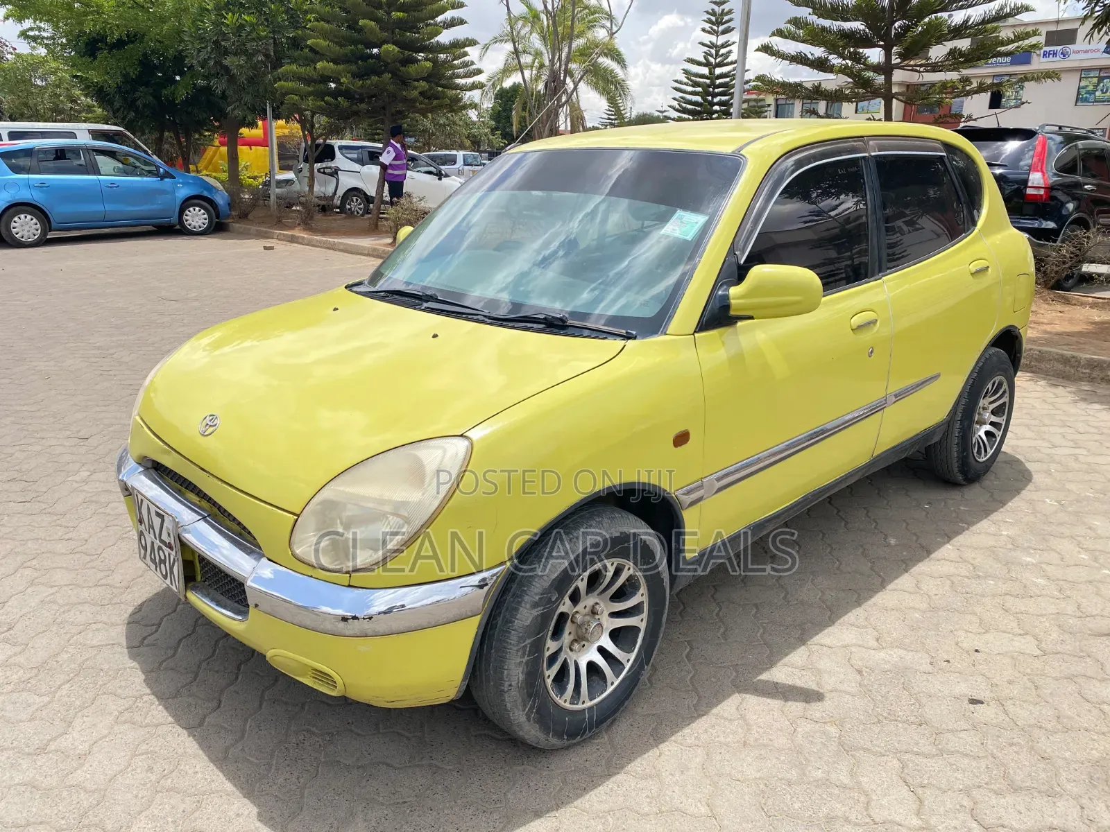 Toyota Duet 2000 Green