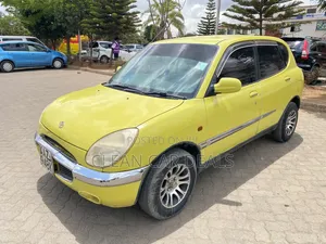 Toyota Duet 2000 Green