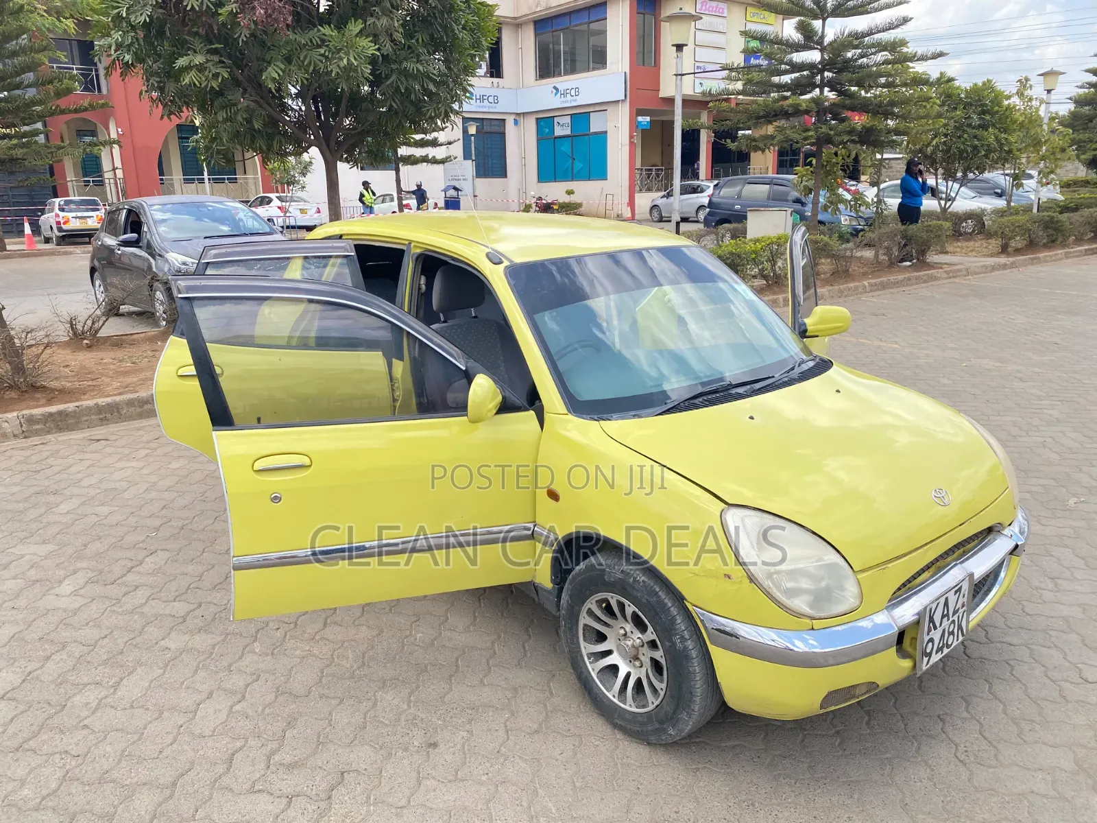 Toyota Duet 2000 Green