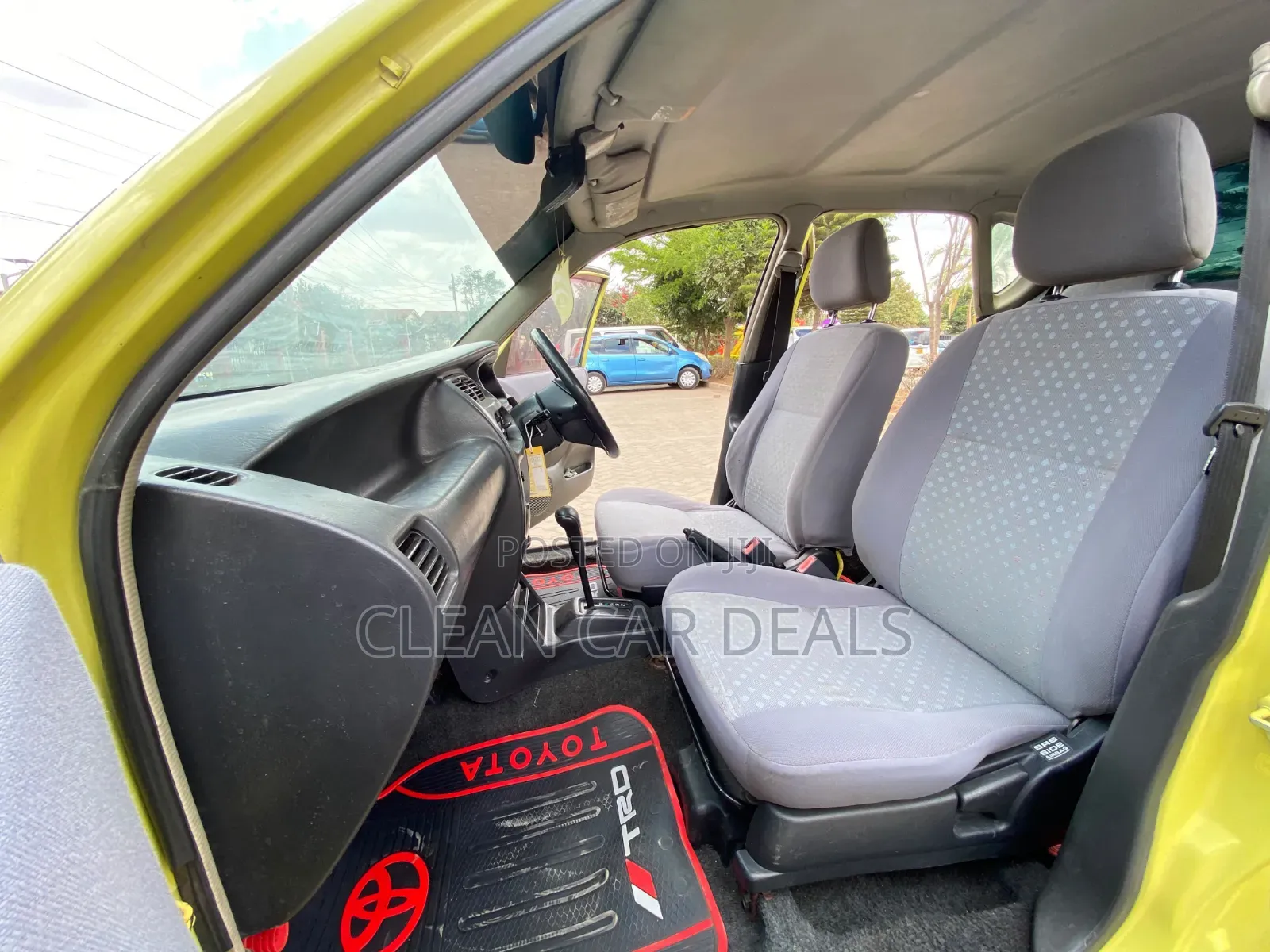 Toyota Duet 2000 Green
