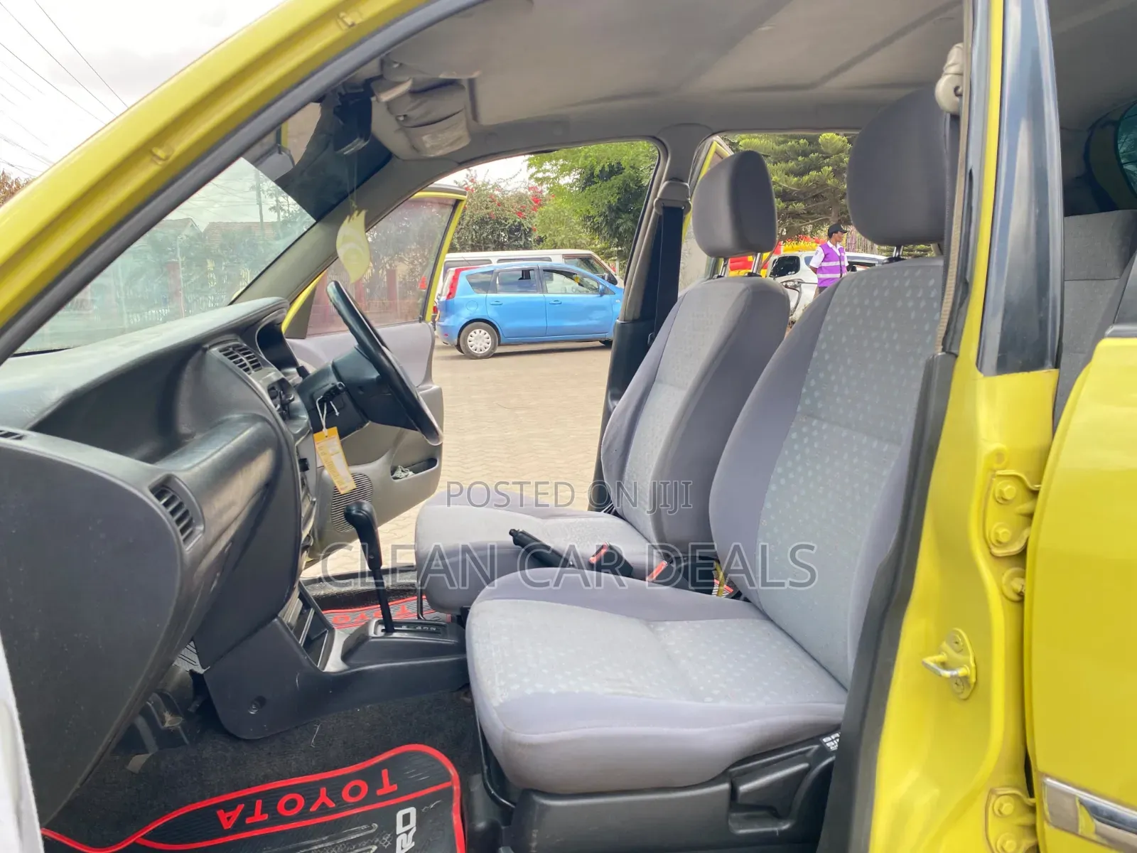 Toyota Duet 2000 Green