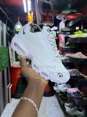 Nike Air Max 95 X Cortez “White”
Sneakers