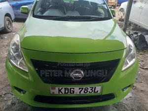 Nissan Tiida 2014 Green