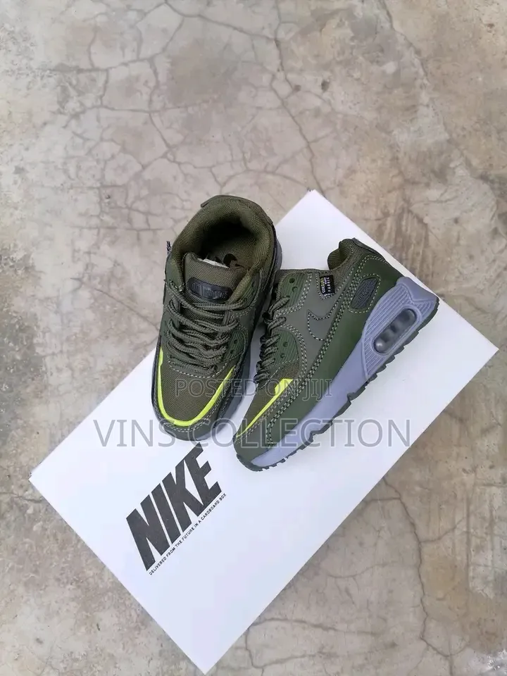 Kids Sneakers