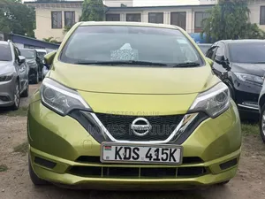 Nissan Note 2017 Green