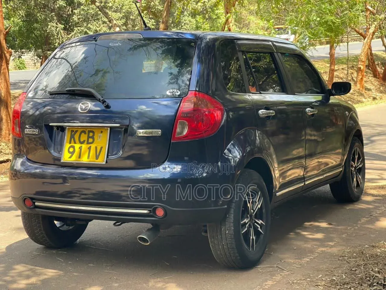 Mazda Verisa 2008 Blue