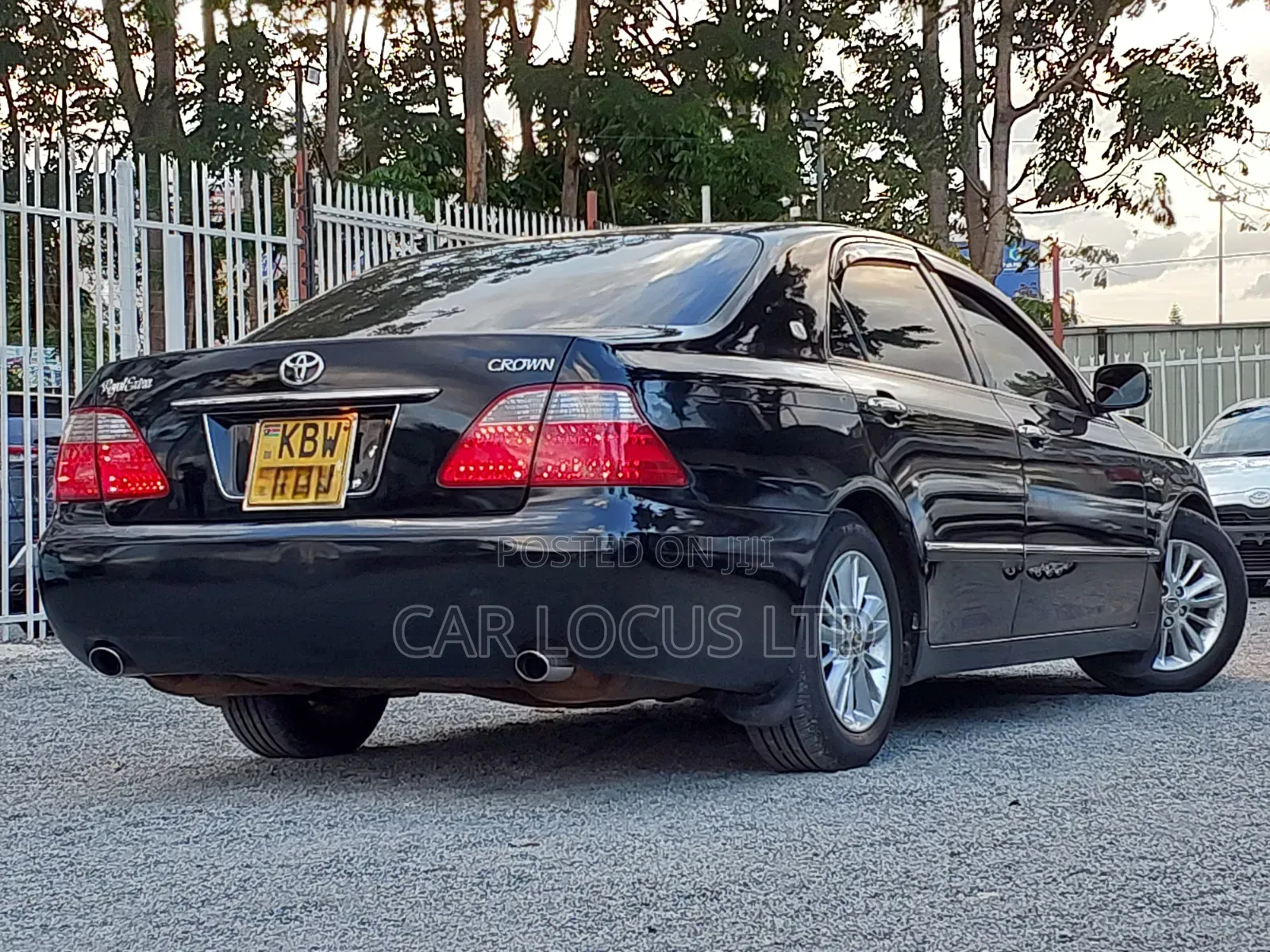 Toyota Crown 2006 Black