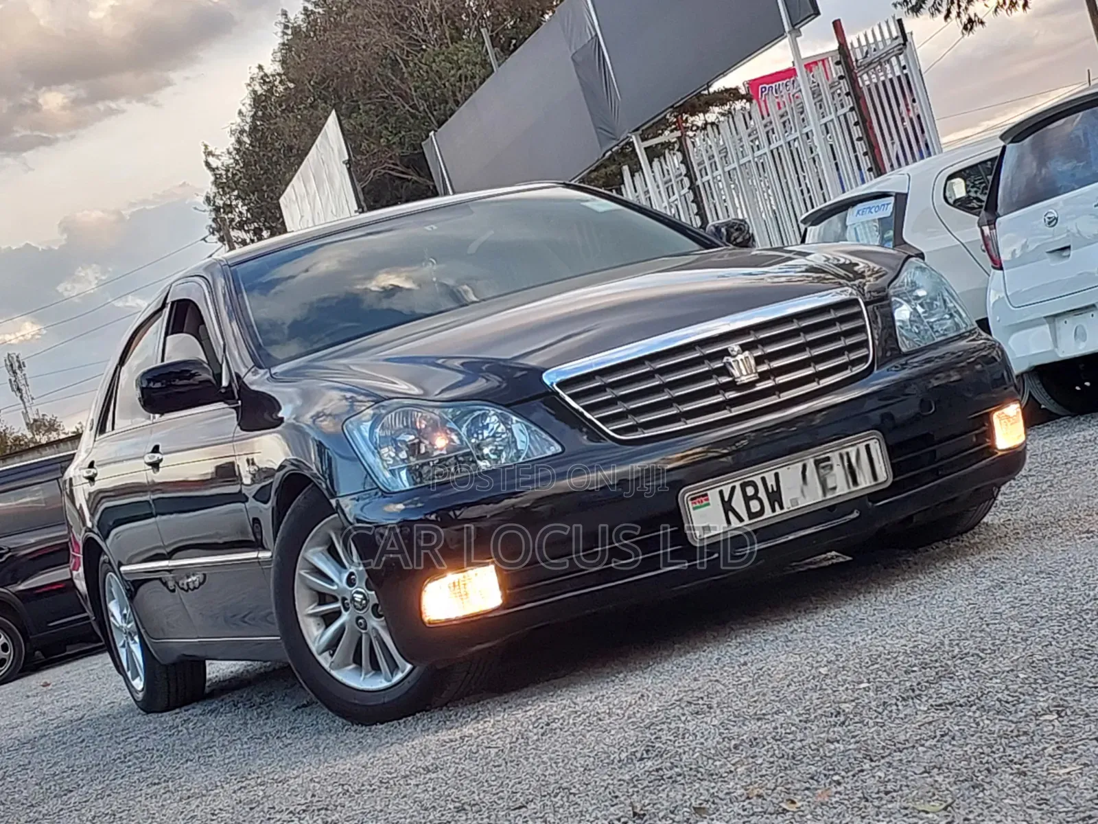 Toyota Crown 2006 Black