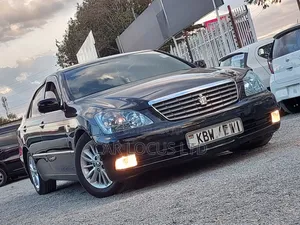 Toyota Crown 2006 Black