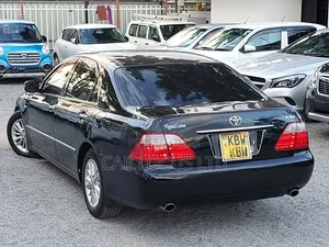 Toyota Crown 2006 Black