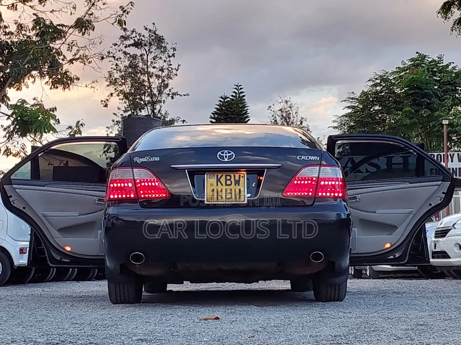 Toyota Crown 2006 Black