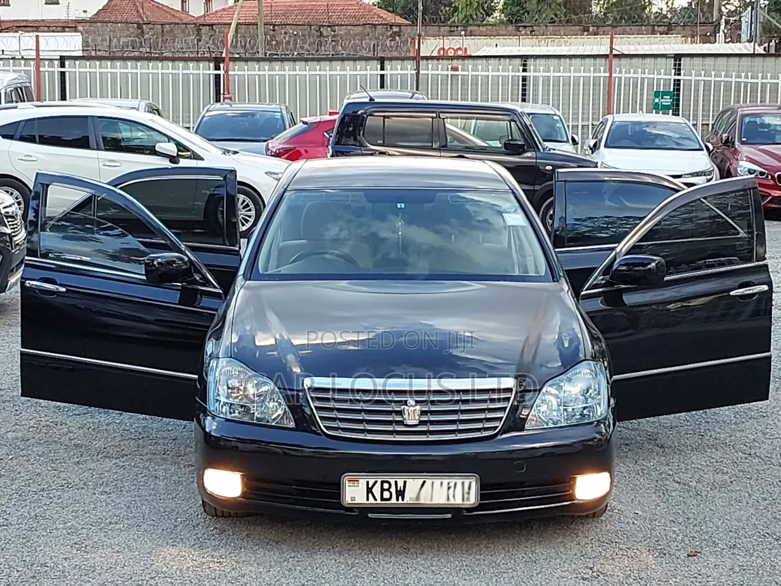 Toyota Crown 2006 Black