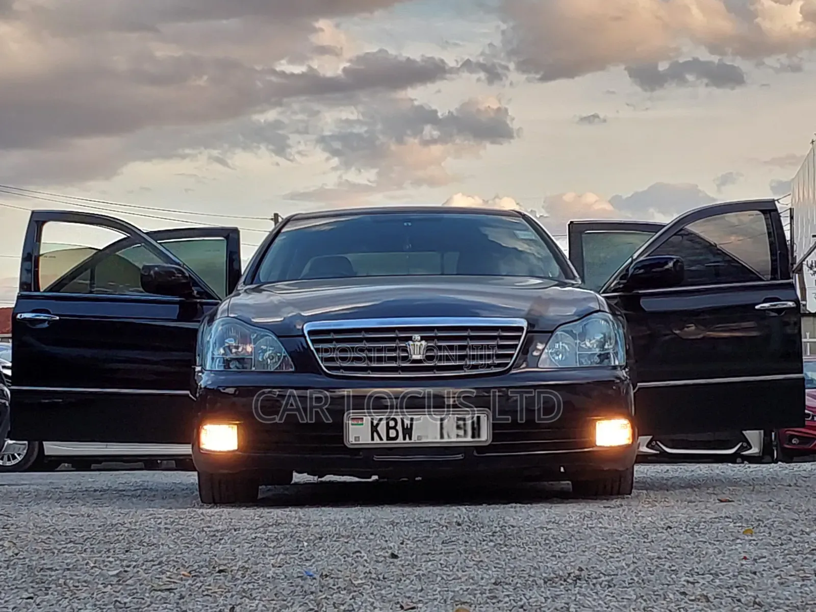 Toyota Crown 2006 Black