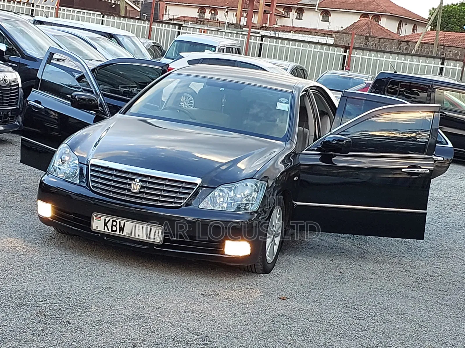 Toyota Crown 2006 Black