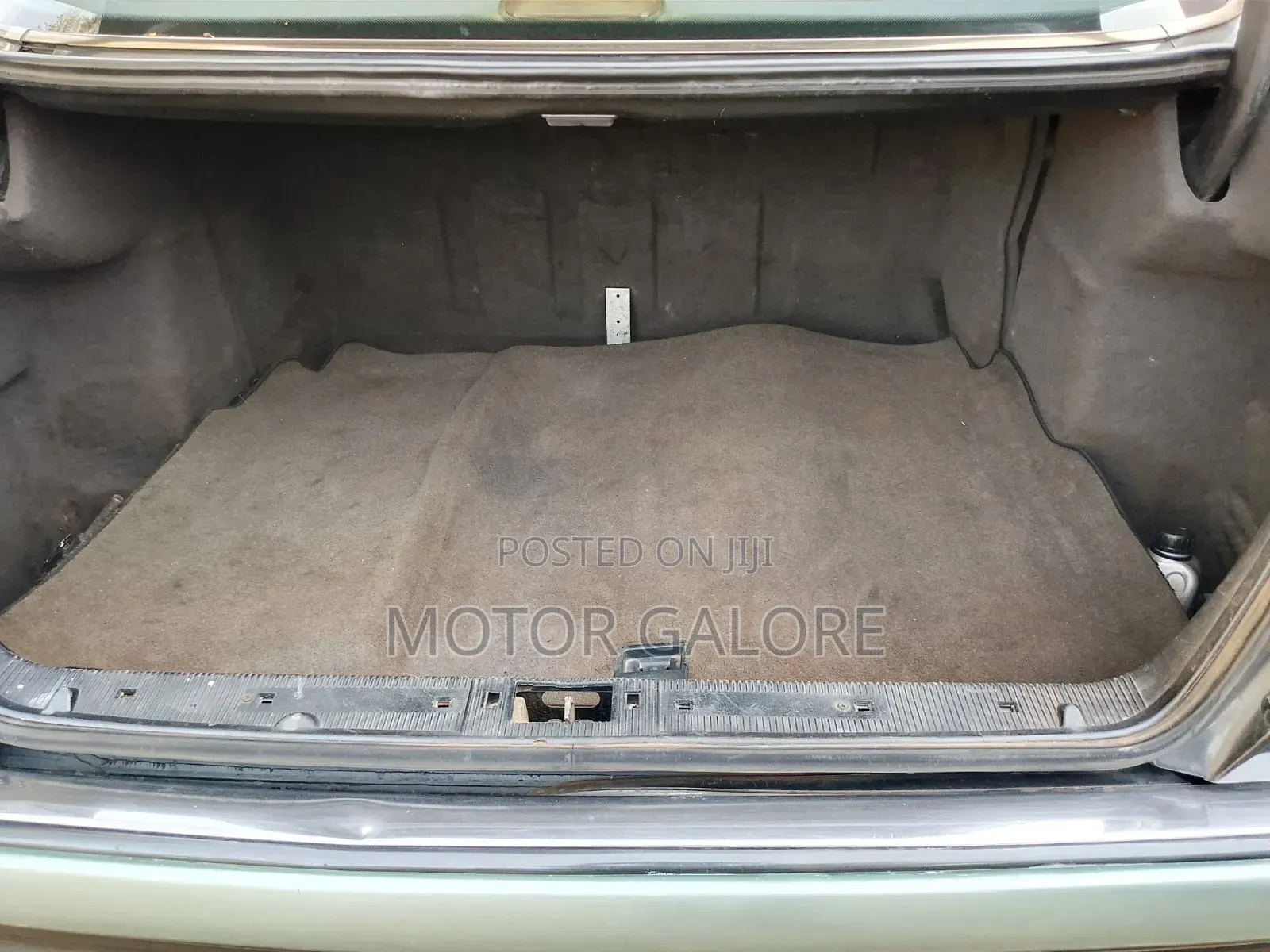 Mercedes-Benz E230 1995 Black