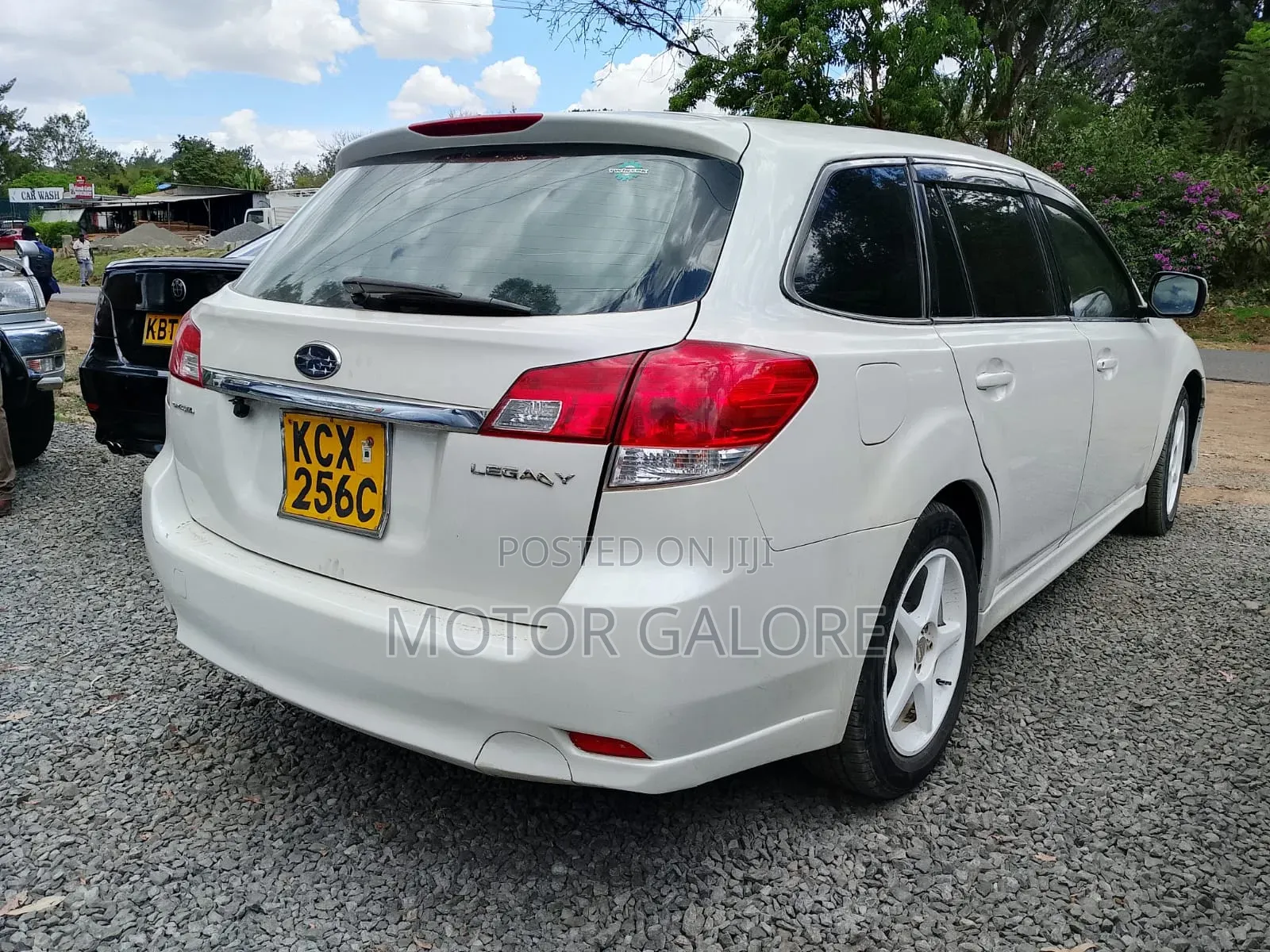 Subaru Legacy 2012 White