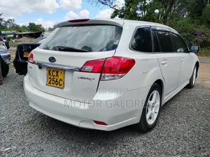 Subaru Legacy 2012 White