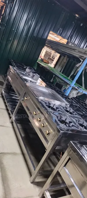 Commercial Gas Cookers, Gas Griddles & Electric Deep Fryers