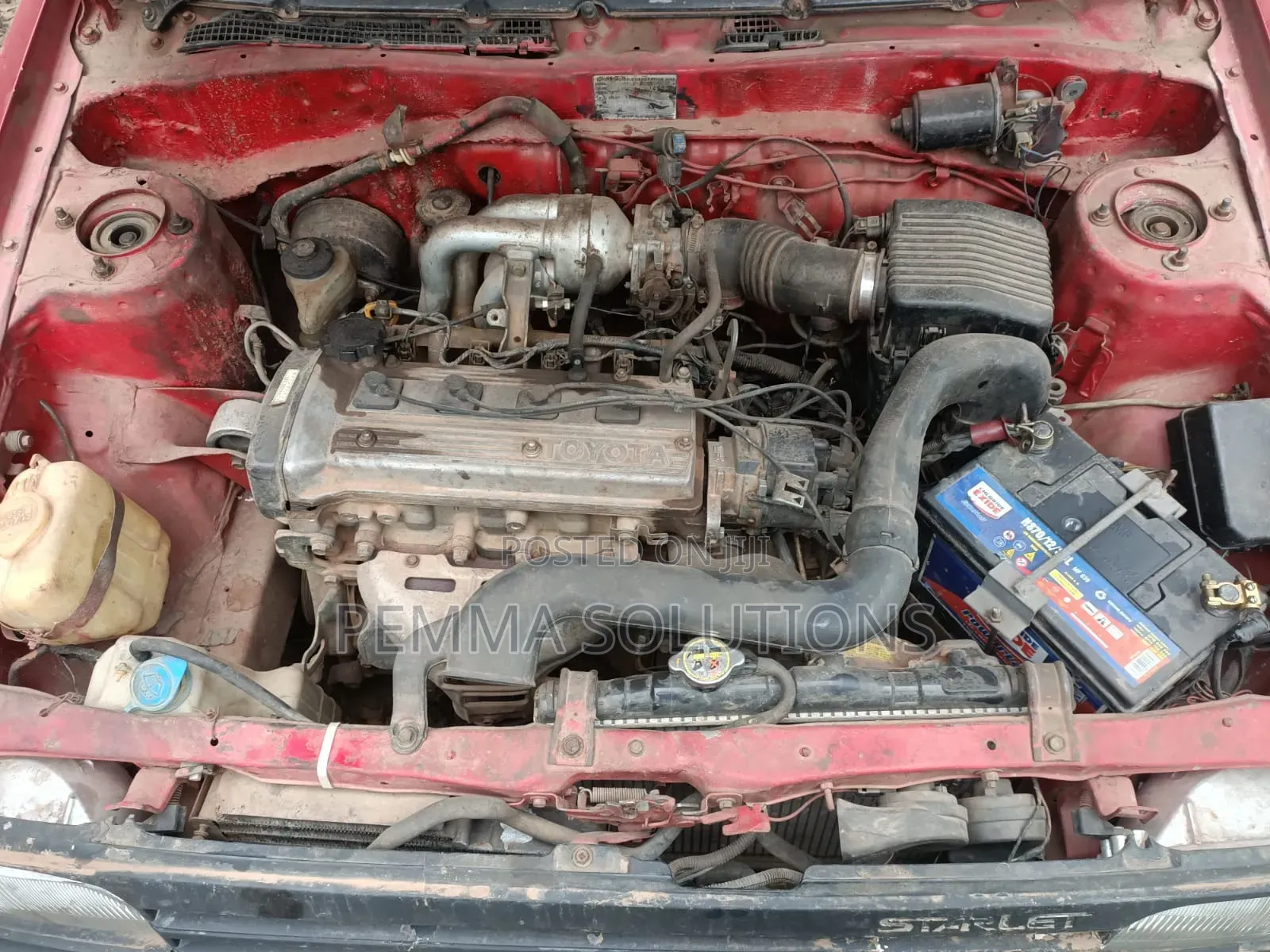 Toyota Starlet 1999 Red
