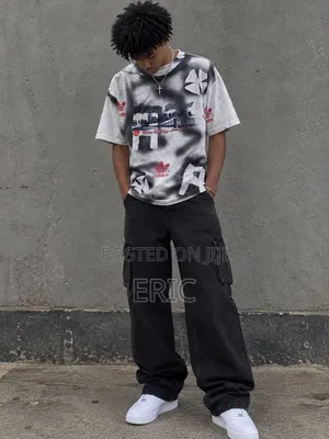 Motif Shirt