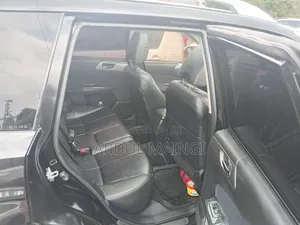 Subaru Forester 2012 Black