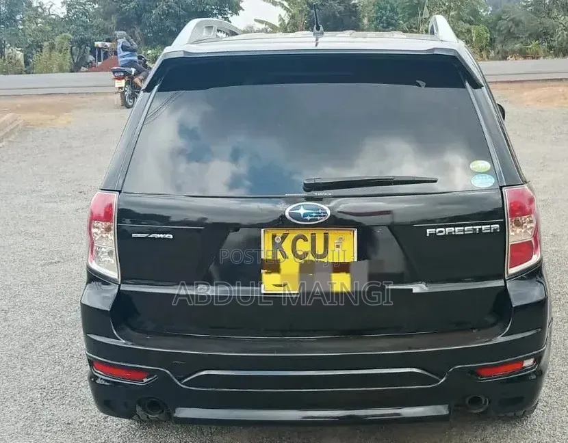 Subaru Forester 2012 Black