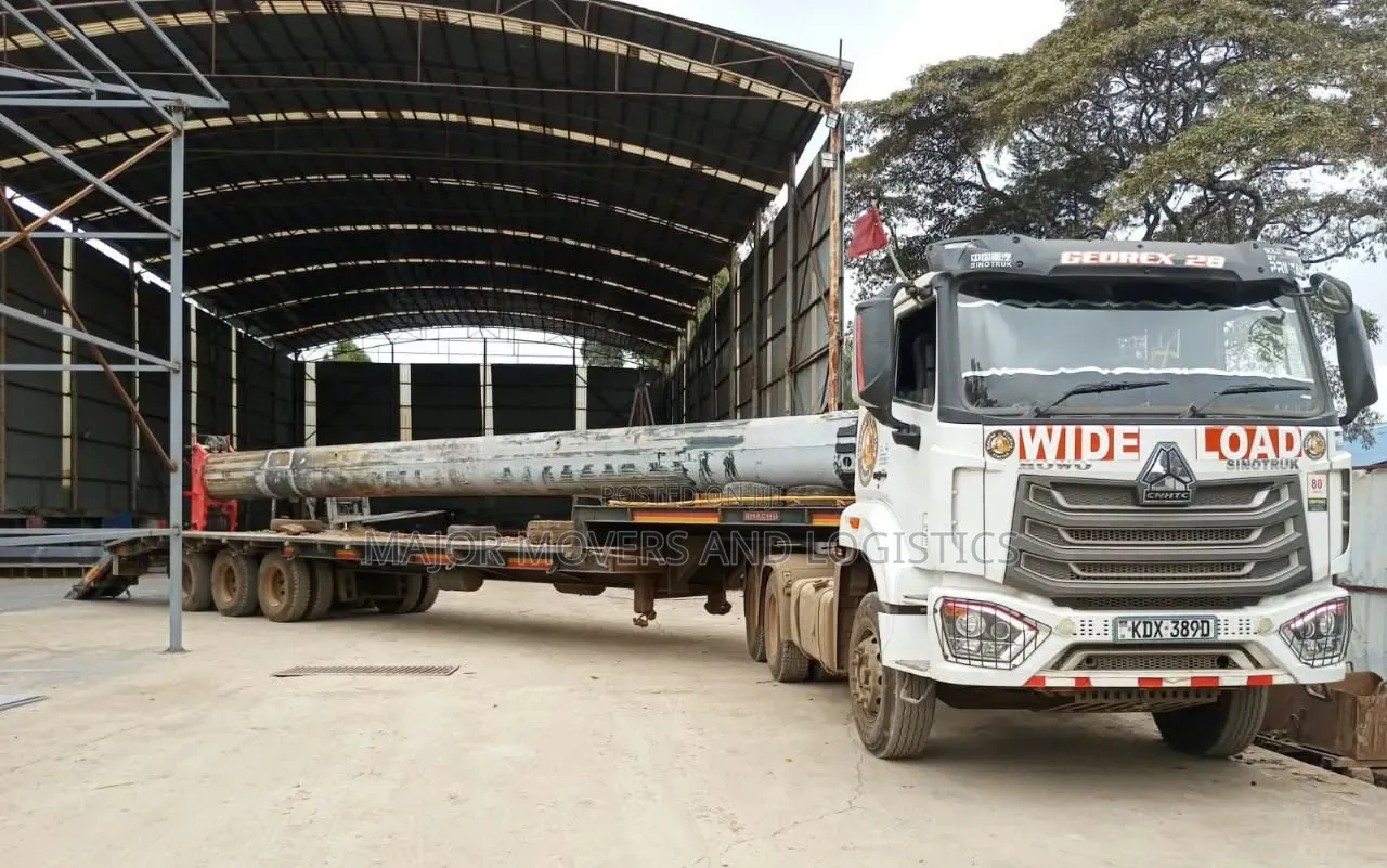 Lowloaders Ready for Your Cargo