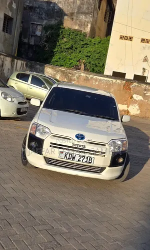 Toyota Probox 1.5 Hybrid GL 2020 White