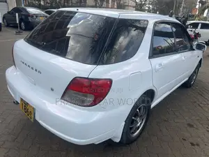Subaru Impreza 2005 Off white