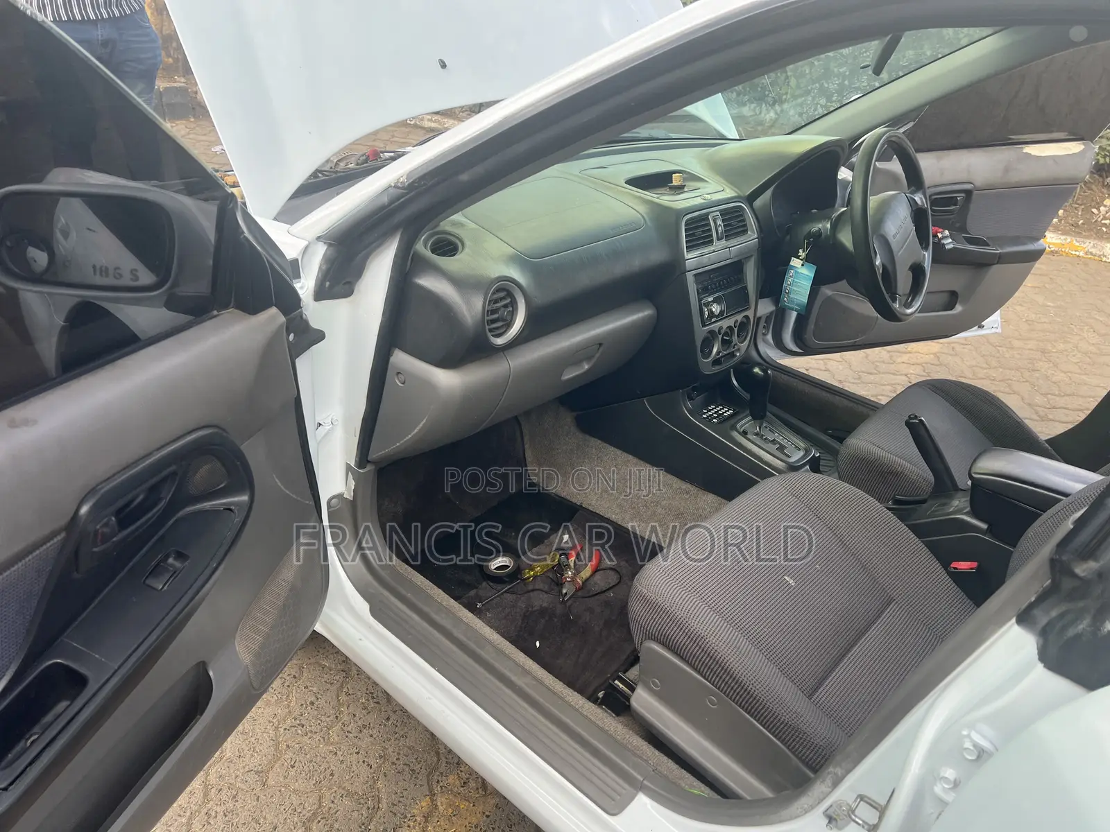Subaru Impreza 2005 Off white
