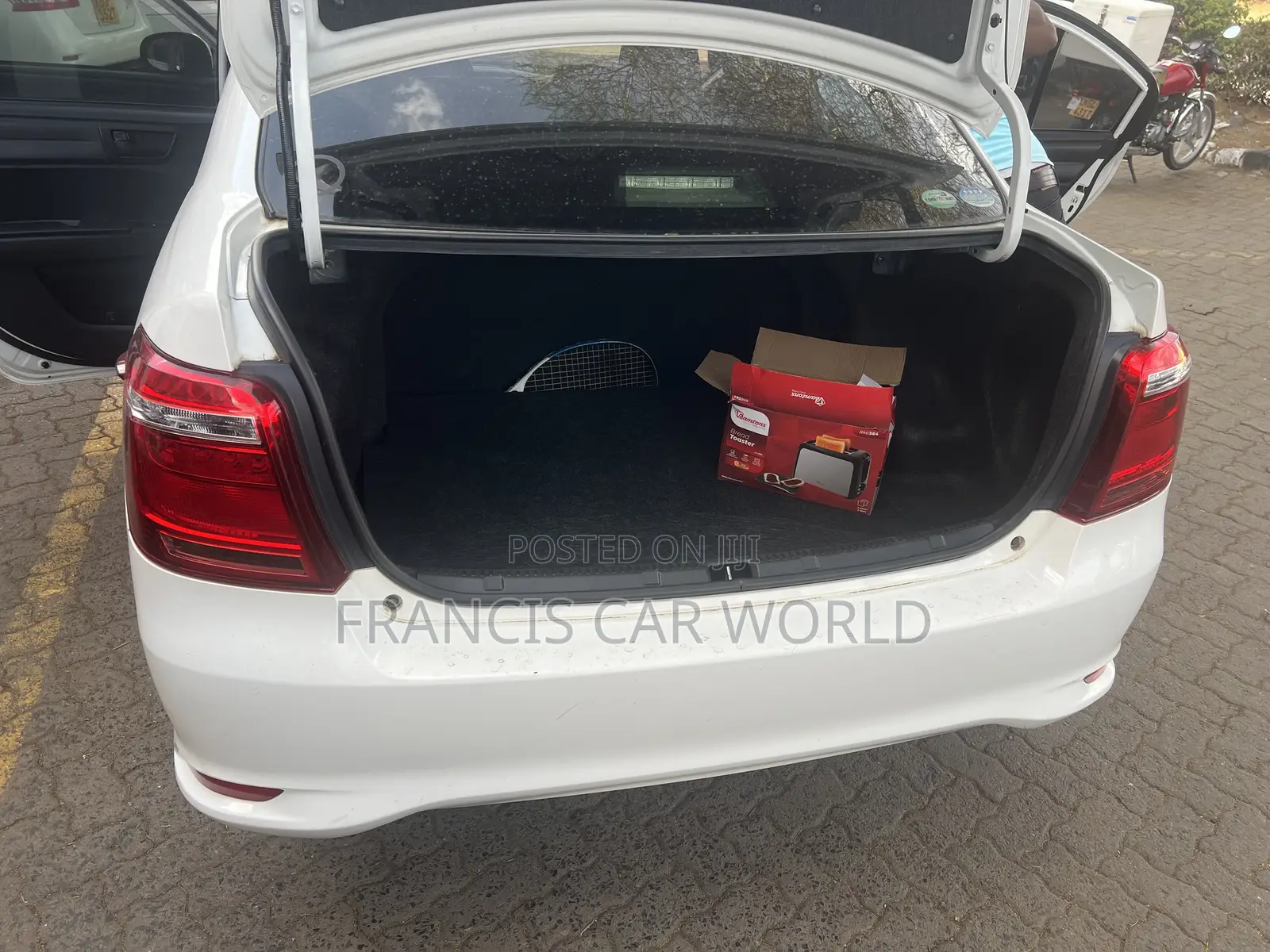 Toyota Axio 2018 White