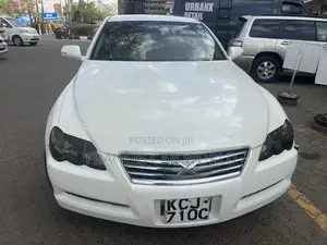 Toyota Mark X 2008 Off white
