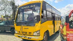 Isuzu NQR 2020 Yellow