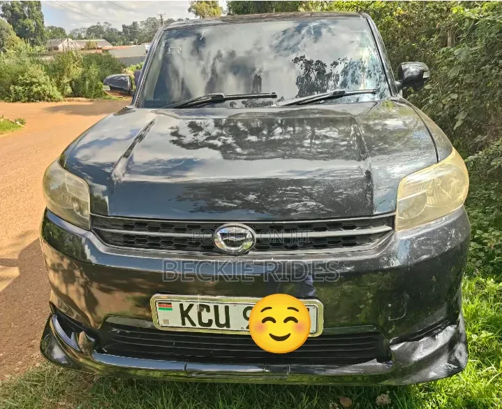 Toyota Corolla Rumion 2012 Black
