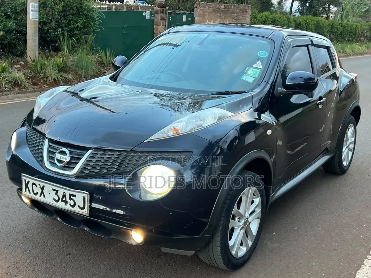 Nissan Juke 2012 Black