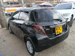 Toyota Vitz 2012 Black