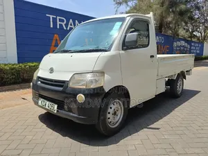 Toyota TownAce 2012 White